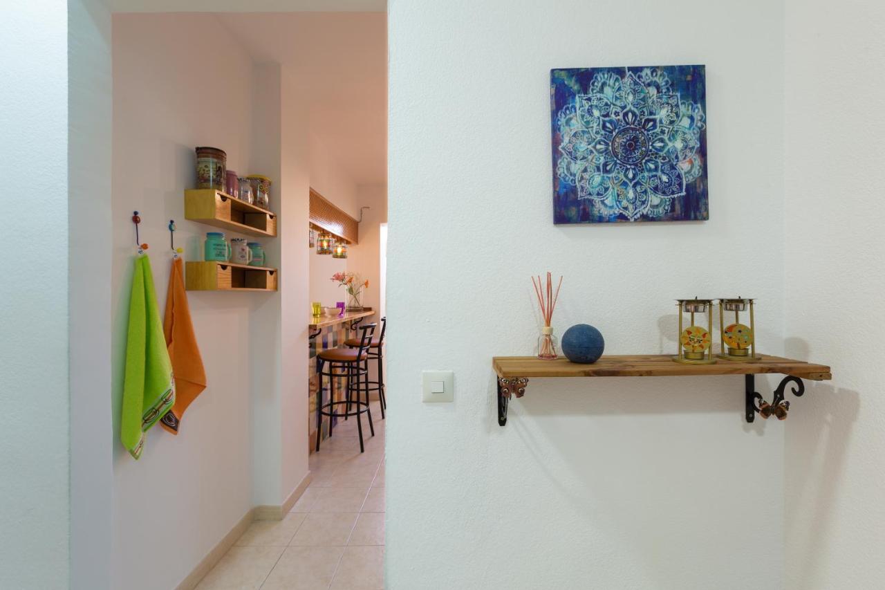 Luminoso Apartamento De Dos Habitaciones Con Terraza Y Parking En El Centro Málaga Exterior foto